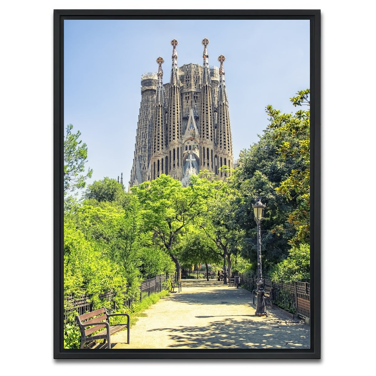 AUTO-MOCKUP WHITE | Sagrada Familia | 1 Piece | Black Framed Canvas | group=3x4