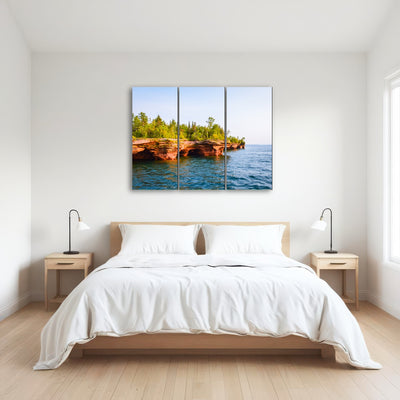 AUTO-MOCKUP ROOM | Sea Caves Apostle Islands