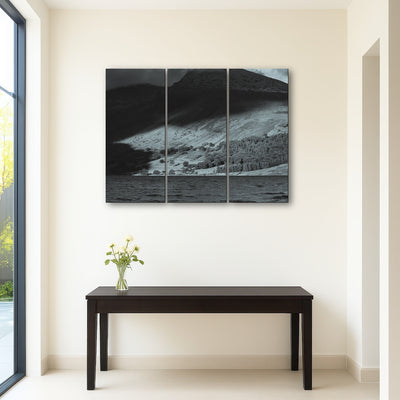 AUTO-MOCKUP ROOM | Shadow on the Mountain