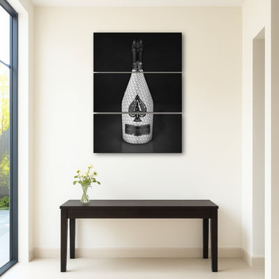 AUTO-MOCKUP ROOM | Silver Ace bottle