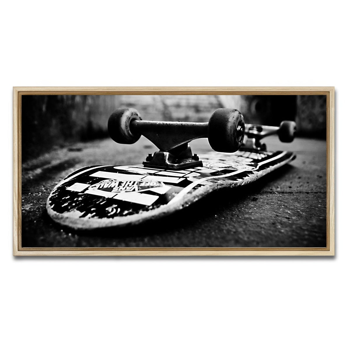 AUTO-MOCKUP WHITE | Skateboard | 1 Piece | Natural Framed Canvas | group=2x1