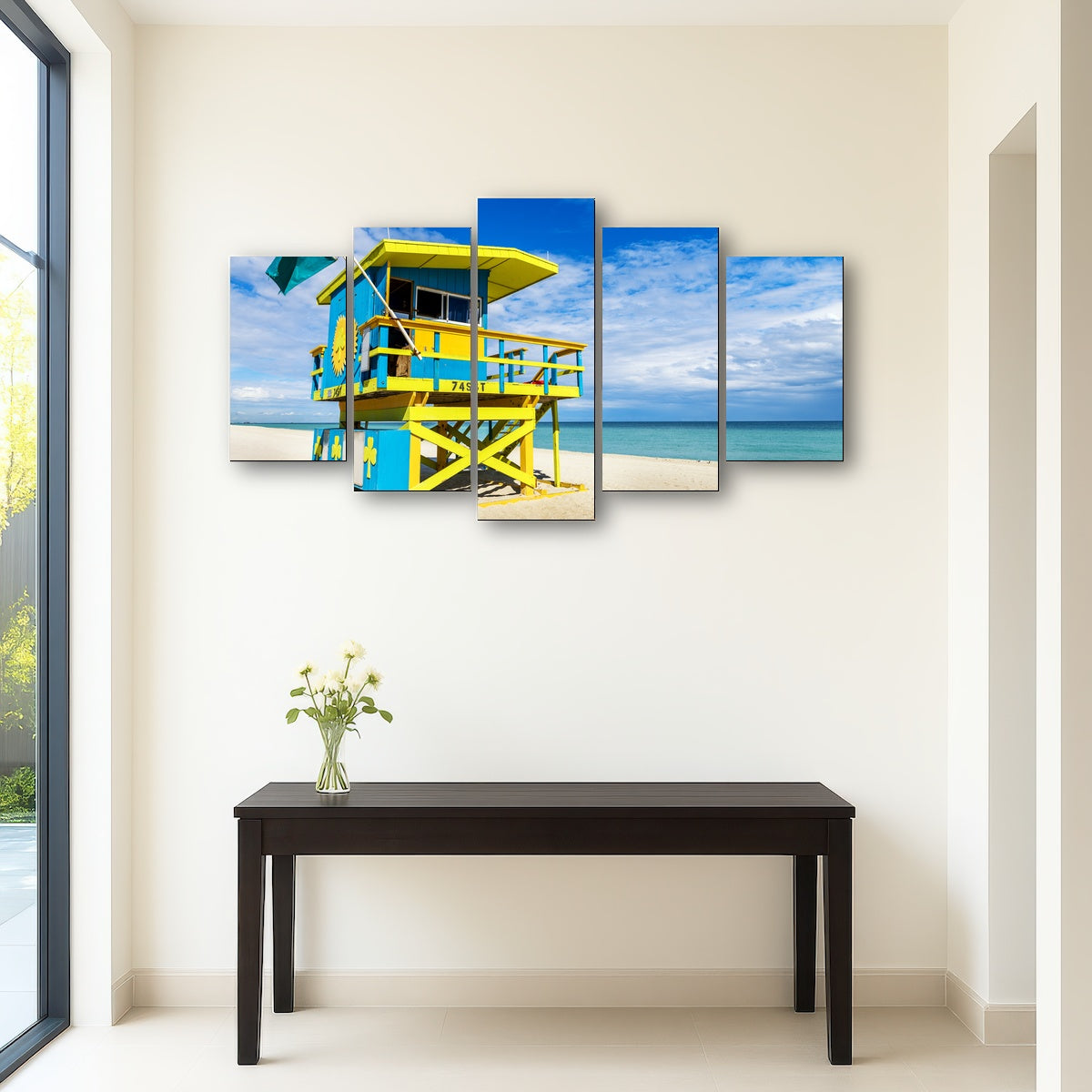 AUTO-MOCKUP ROOM | South Beach Lifeguard Tower