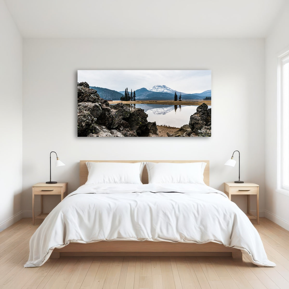 AUTO-MOCKUP ROOM | South Sister Mountain - Sparks Lake