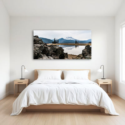 AUTO-MOCKUP ROOM | South Sister Mountain - Sparks Lake
