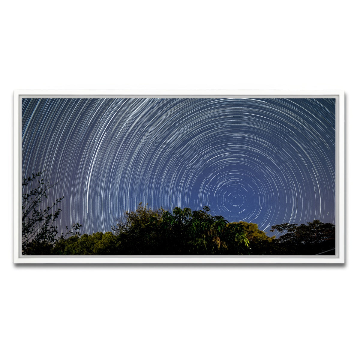 AUTO-MOCKUP WHITE | Startrail Polo Sul Celeste | 1 Piece | White Framed Canvas | group=2x1