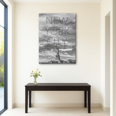 AUTO-MOCKUP ROOM | Statue of Liberty NYC Text