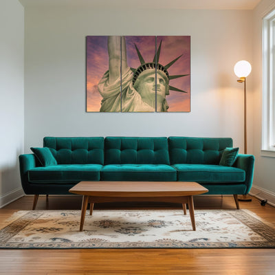 AUTO-MOCKUP ROOM | Statue of Liberty at sunset