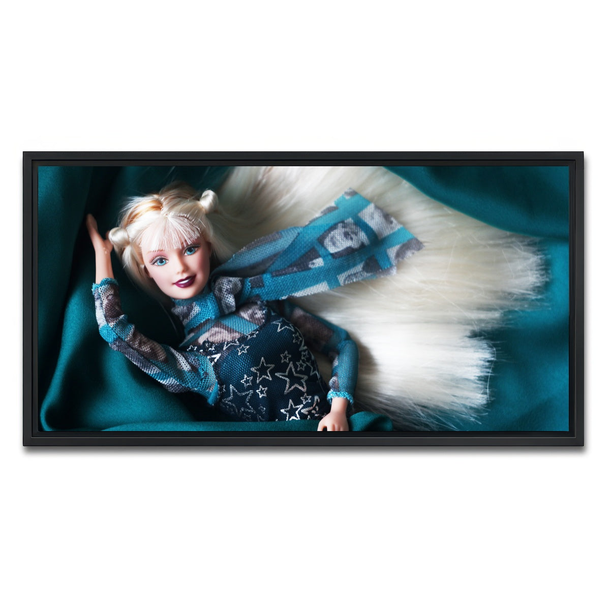AUTO-MOCKUP WHITE | Stylish Barbie | 1 Piece | Black Framed Canvas | group=2x1