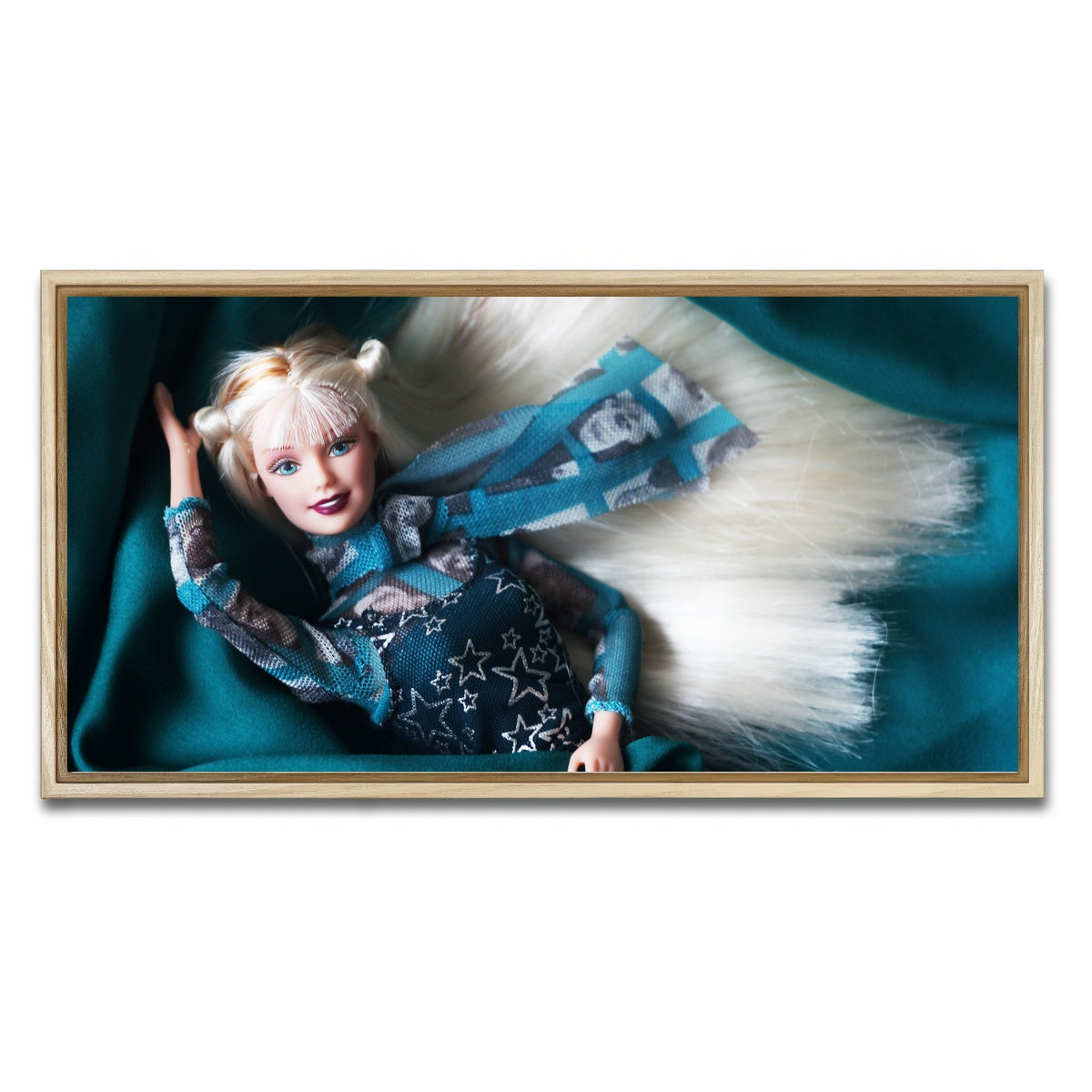 AUTO-MOCKUP WHITE | Stylish Barbie | 1 Piece | Natural Framed Canvas | group=2x1