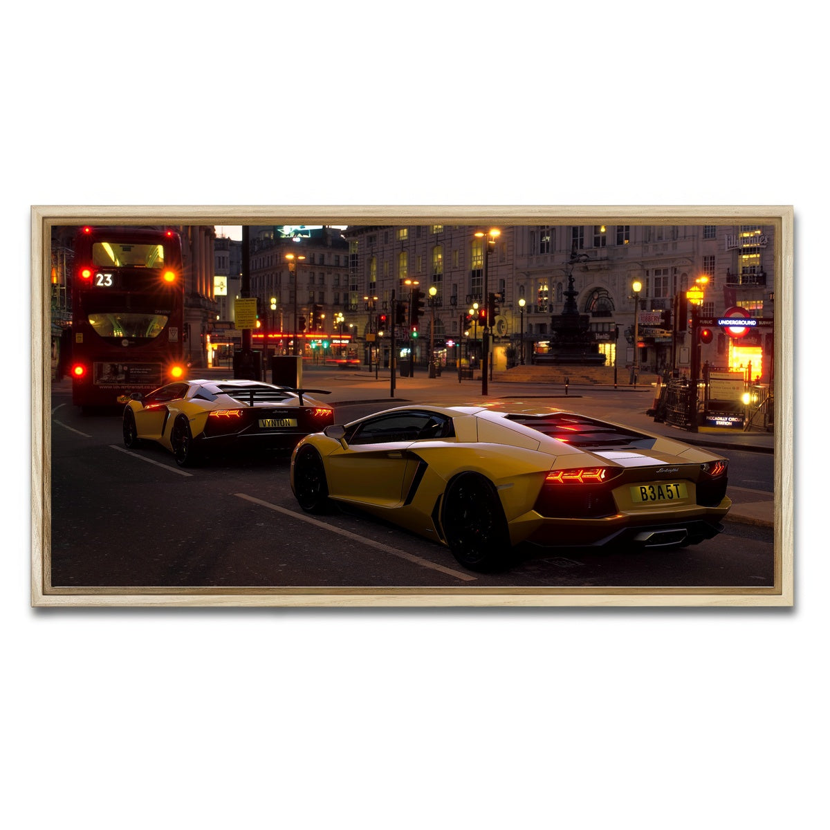 AUTO-MOCKUP WHITE | TRAFFIC JAM | 1 Piece | Natural Framed Canvas | group=2x1