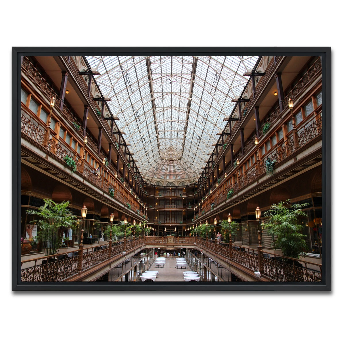 AUTO-MOCKUP WHITE | The Arcade Cleveland | 1 Piece | Black Framed Canvas | group=4x3