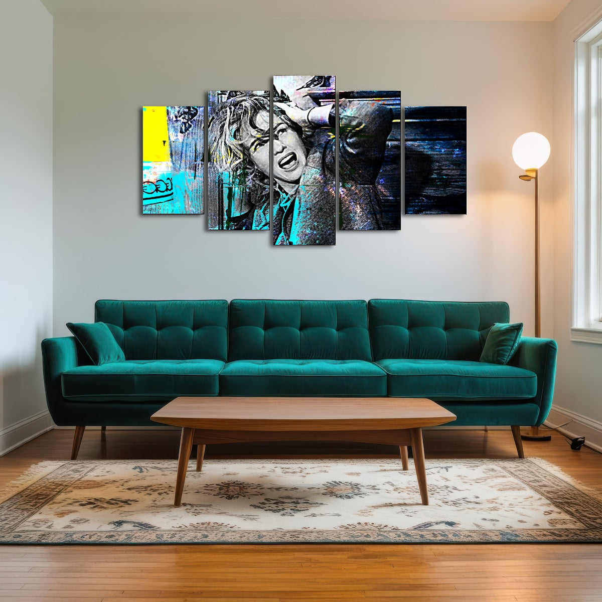 AUTO-MOCKUP ROOM | The Birds