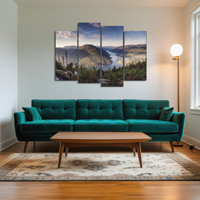 AUTO-MOCKUP ROOM | The Creek Below