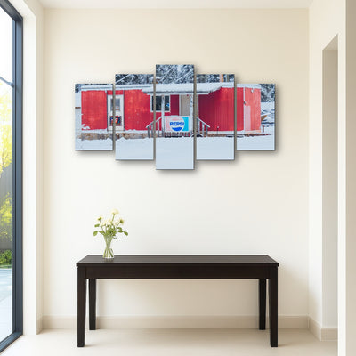 AUTO-MOCKUP ROOM | The Old Red Trailer