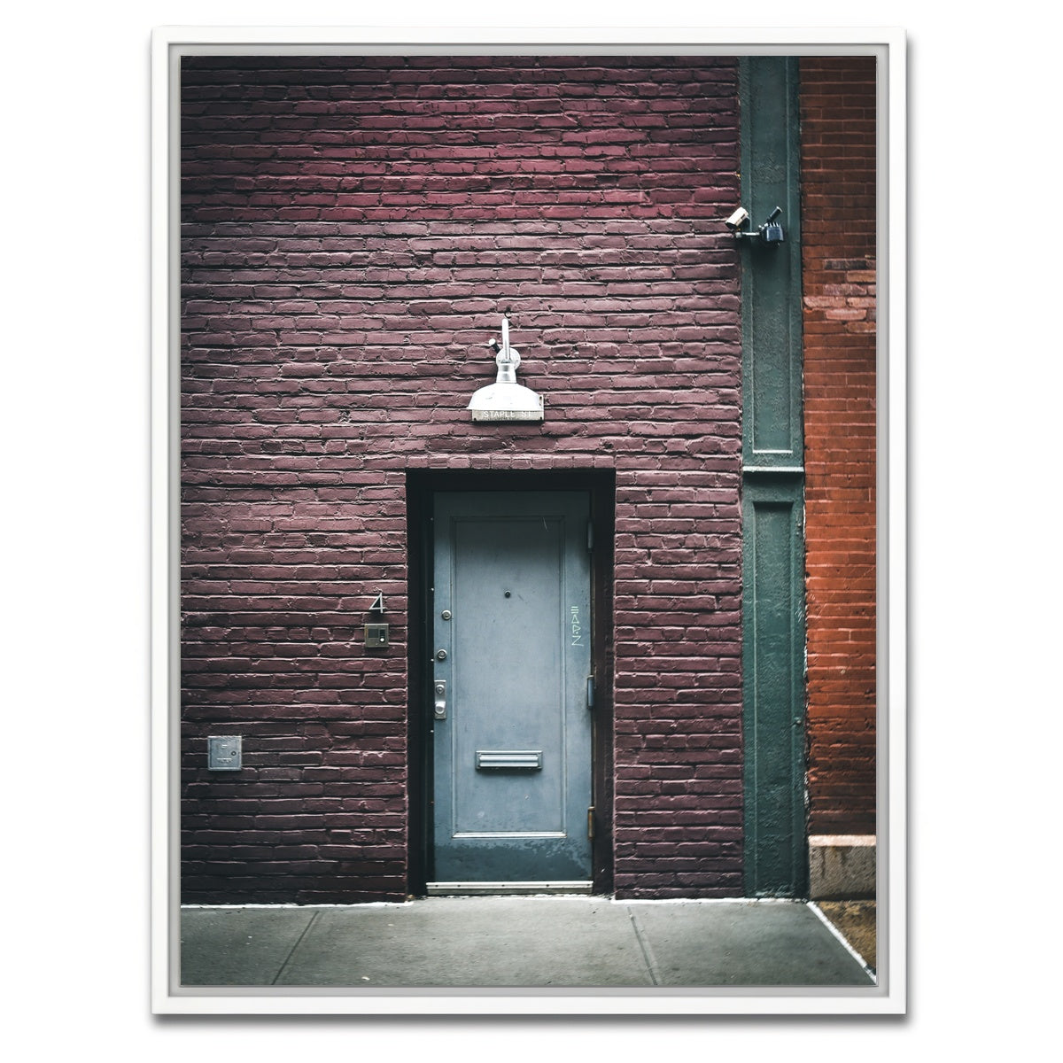 AUTO-MOCKUP WHITE | Thresholds Untold | 1 Piece | White Framed Canvas | group=3x4