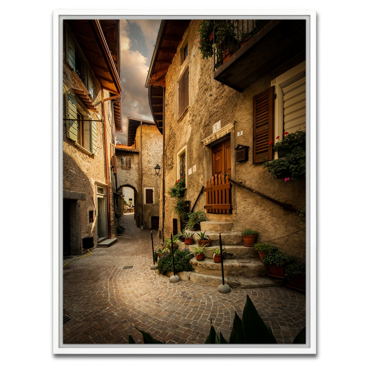 AUTO-MOCKUP WHITE | Tremosine II | 1 Piece | White Framed Canvas | group=3x4