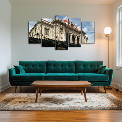 AUTO-MOCKUP ROOM | Union Station Denver