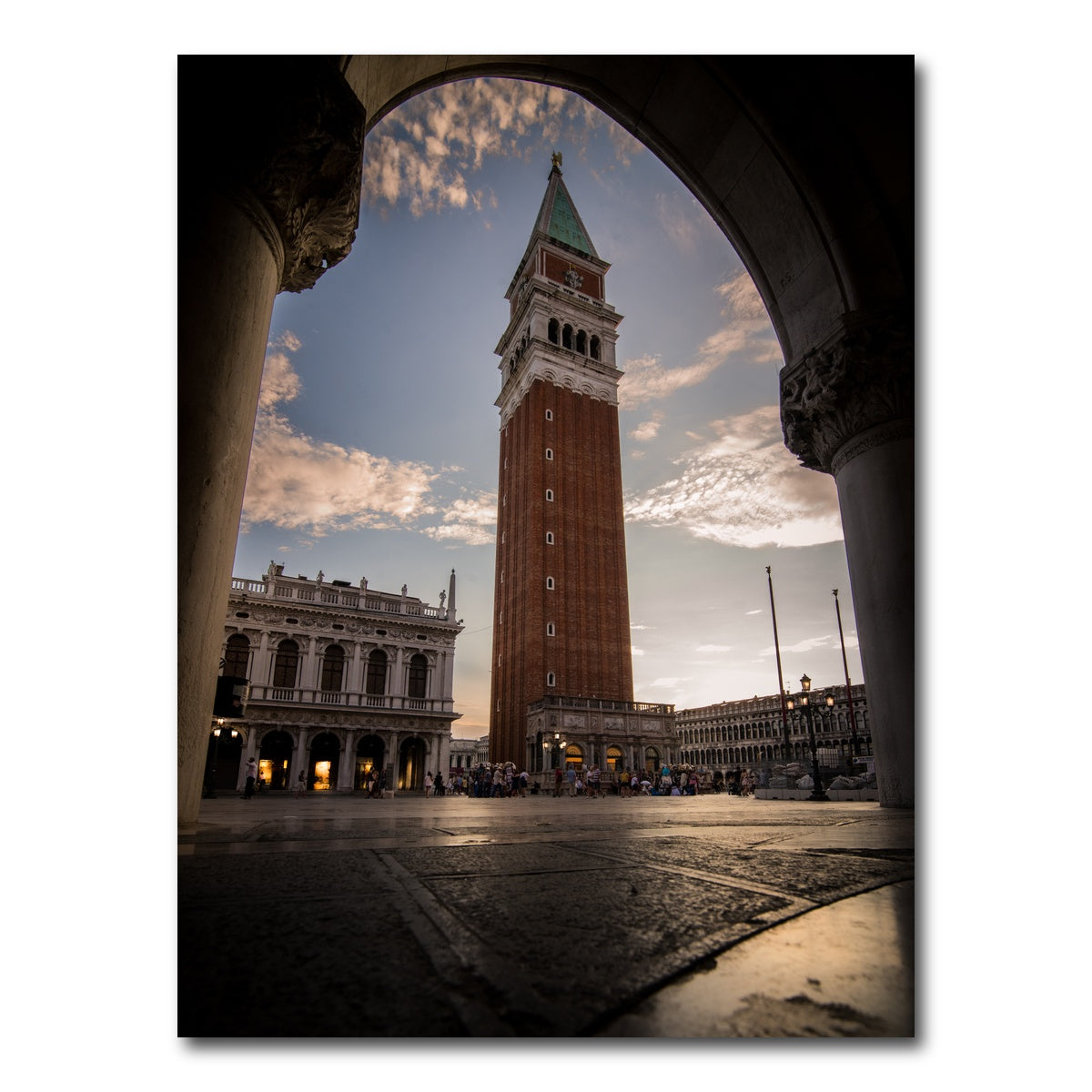 AUTO-MOCKUP WHITE | VENEZIA Tower | 1 Piece | Gallery Wrap Canvas | group=3x4
