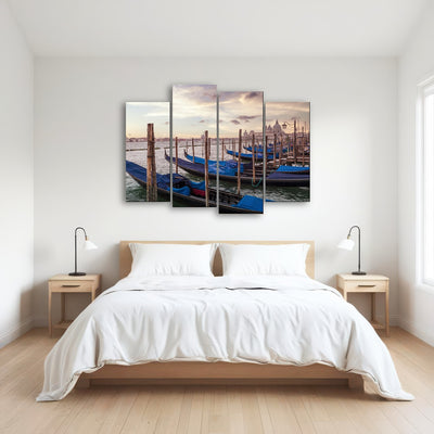 AUTO-MOCKUP ROOM | VENICE Gondolas & Santa Maria della Salute