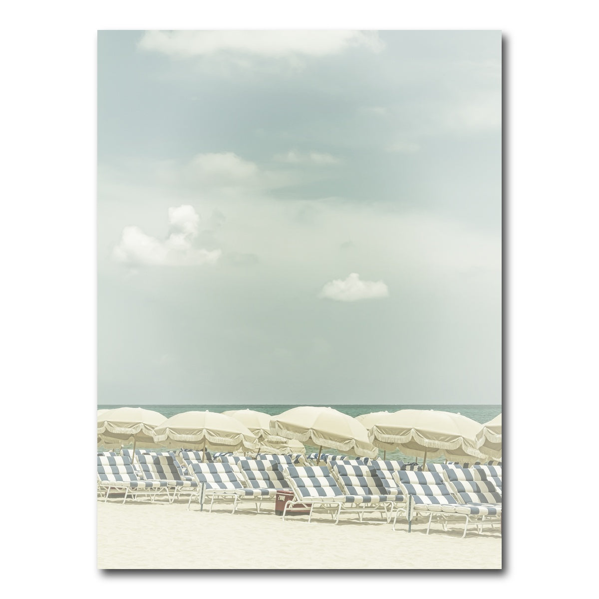 AUTO-MOCKUP WHITE | Vintage beach scene | 1 Piece | Gallery Wrap Canvas | group=3x4