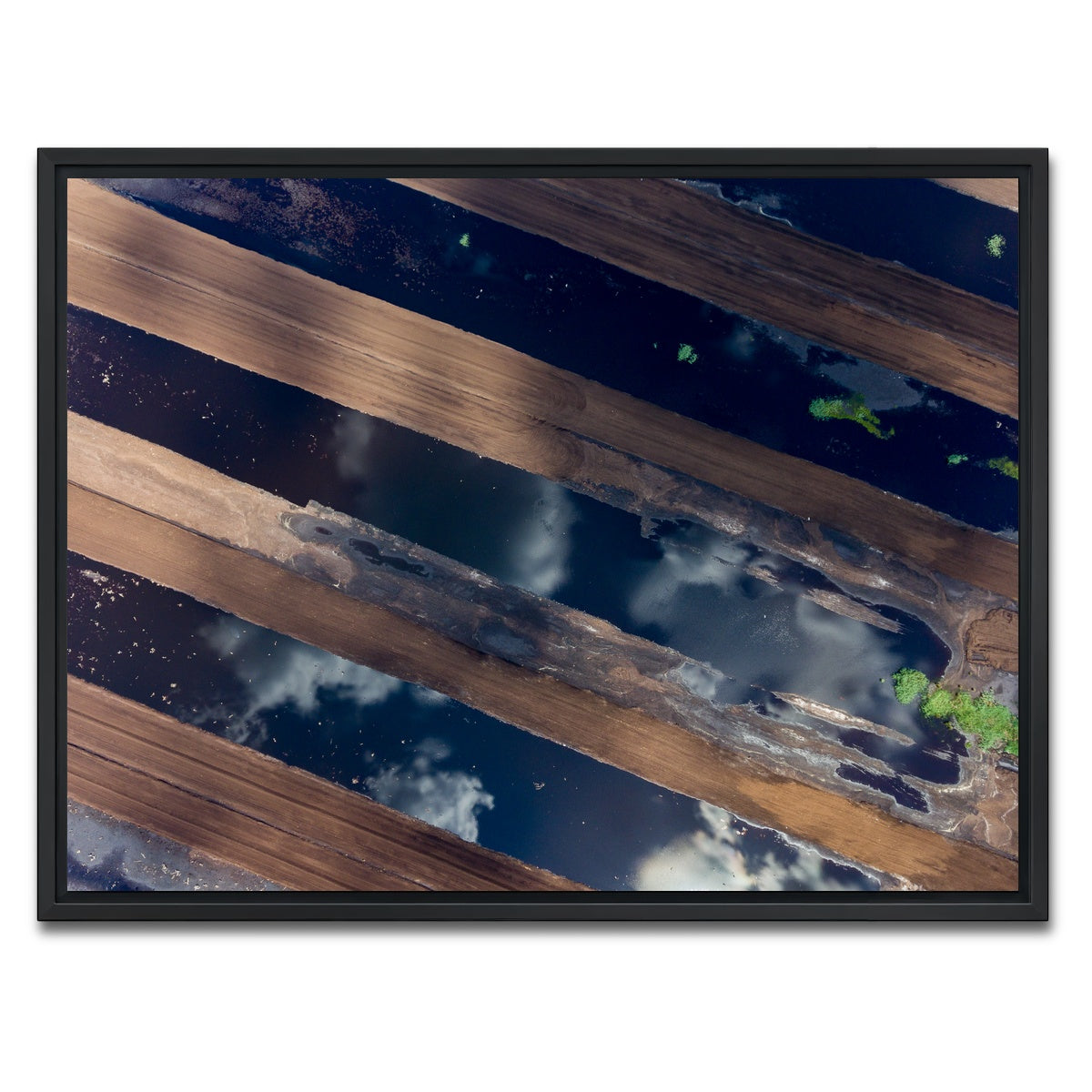 AUTO-MOCKUP WHITE | Water and Dirt | 1 Piece | Black Framed Canvas | group=4x3