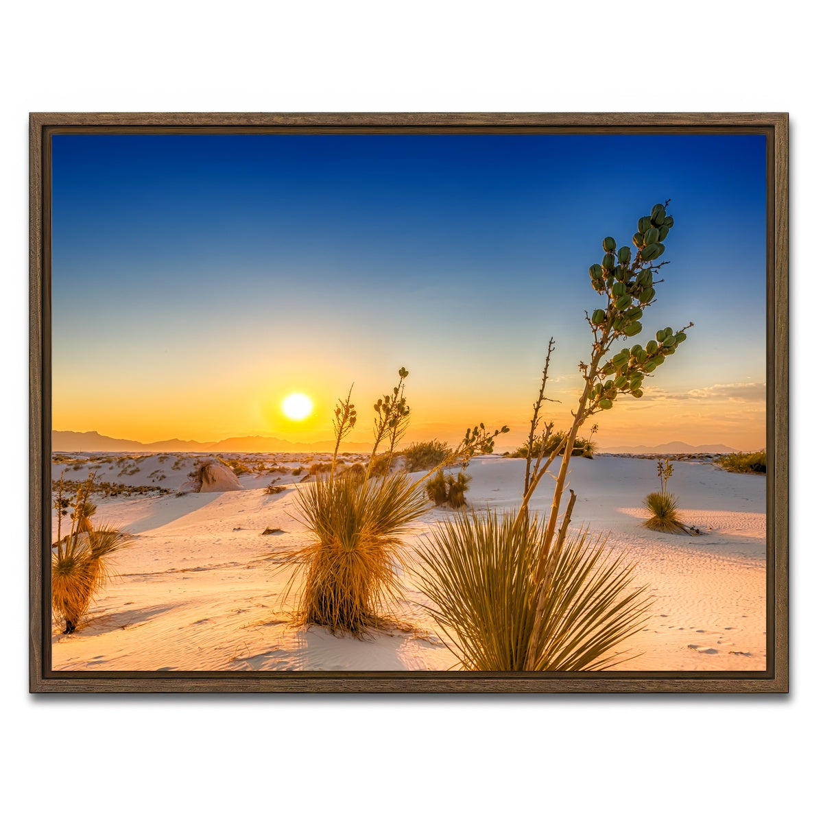 AUTO-MOCKUP WHITE | White Sands Sunset | 1 Piece | Walnut Framed Canvas | group=4x3