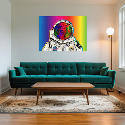 AUTO-MOCKUP ROOM | astronaut