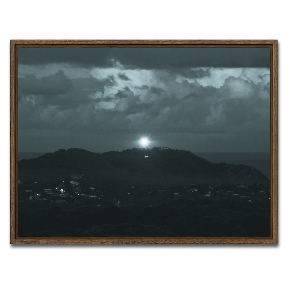 AUTO-MOCKUP WHITE | bangalow | 1 Piece | Walnut Framed Canvas | group=4x3