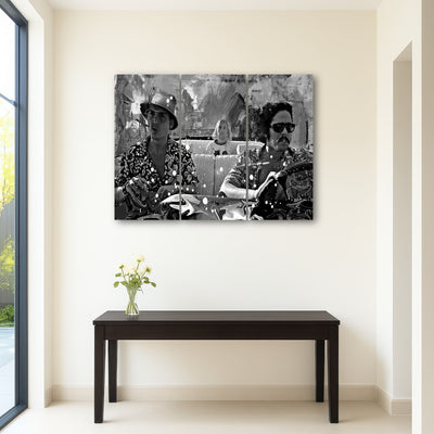 AUTO-MOCKUP ROOM | fear and loathing grayscale