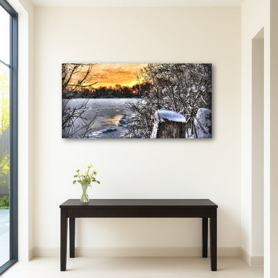 AUTO-MOCKUP ROOM | frozen lake at sunset