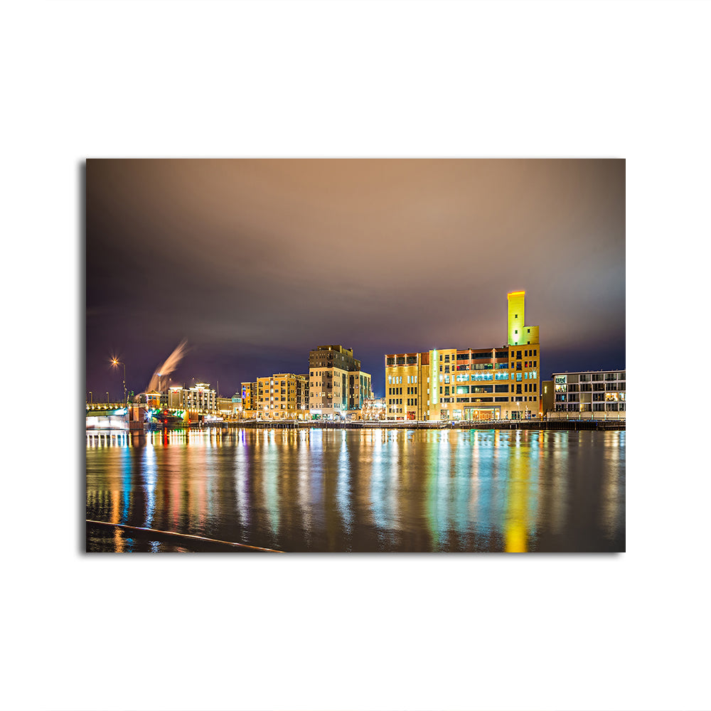 Green Bay City Skyline Wall Art