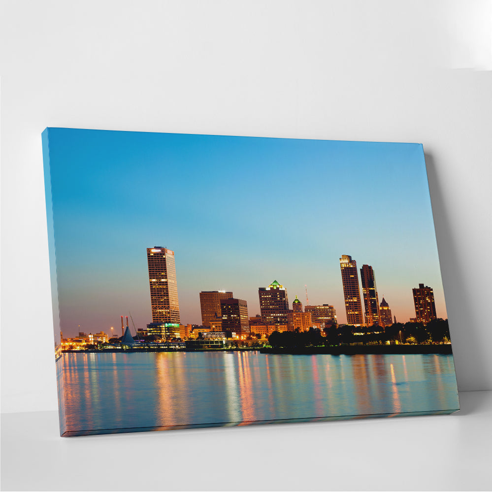 Milwaukee Skyline At Twilight Wall Art