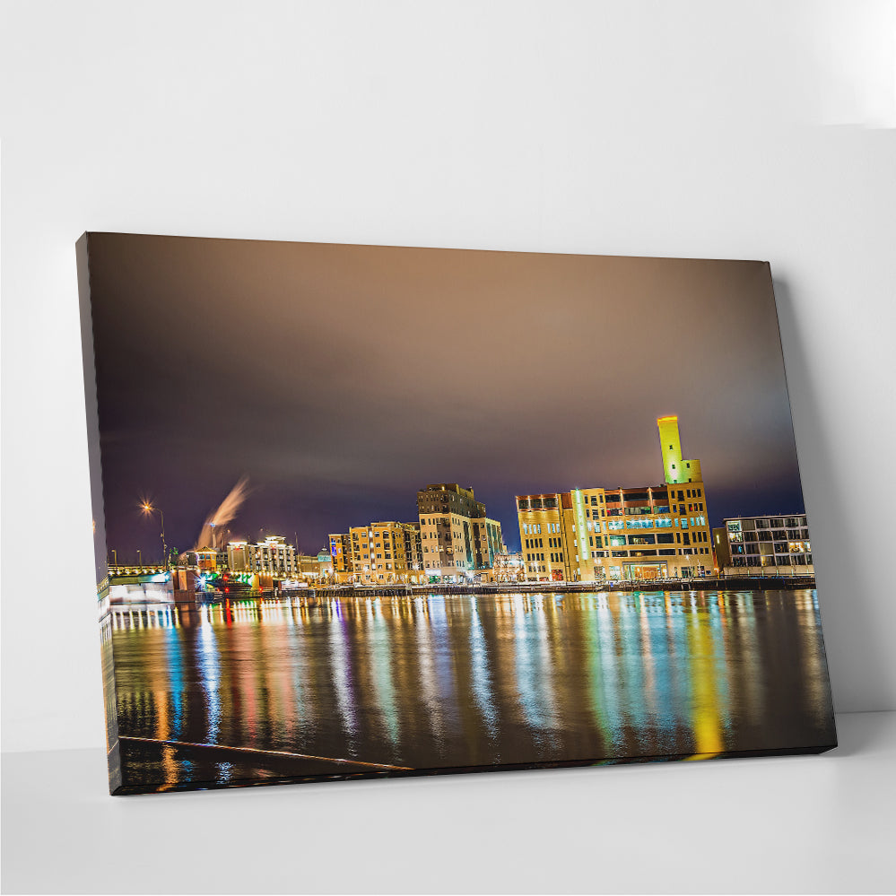 Green Bay City Skyline Wall Art