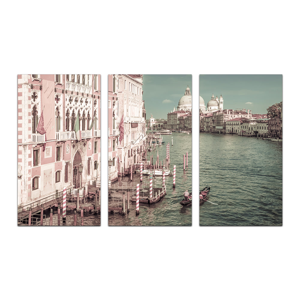 Venice Canal Grande & Santa Maria Della Salute