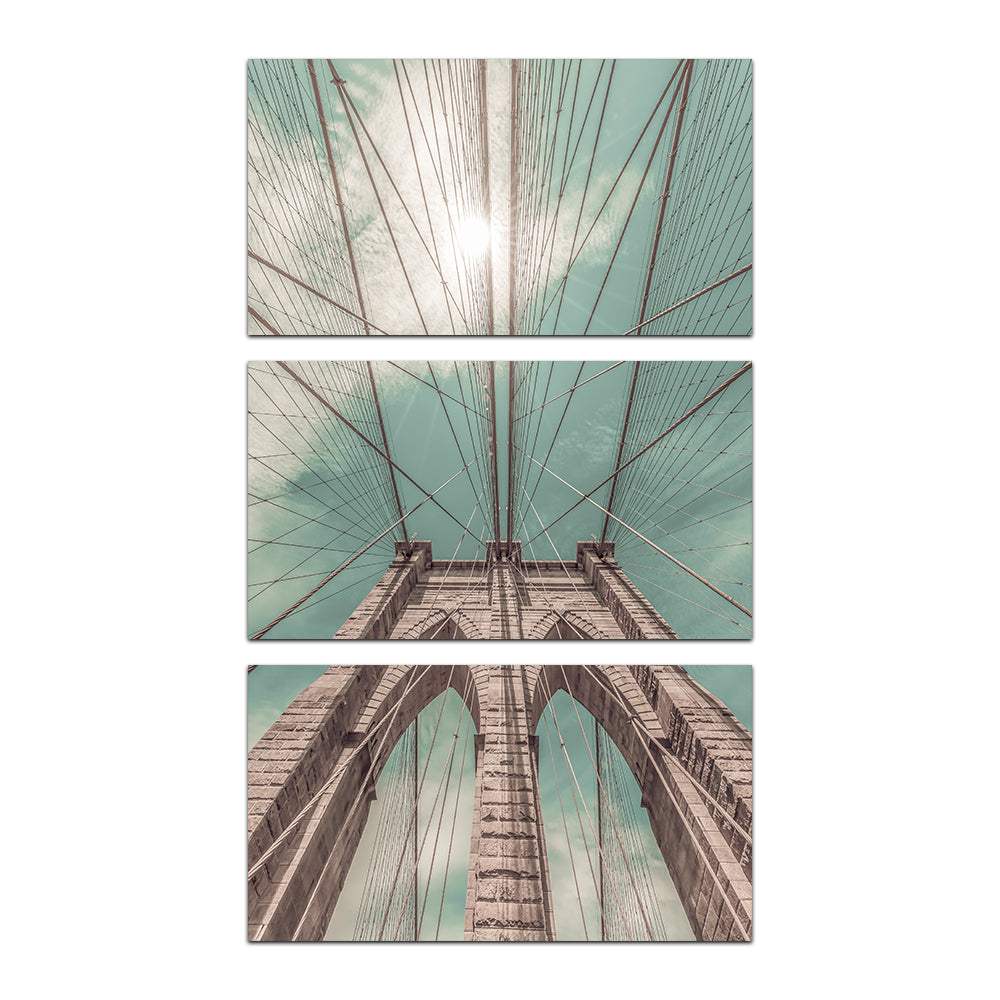 Brooklyn Bridge in Detail