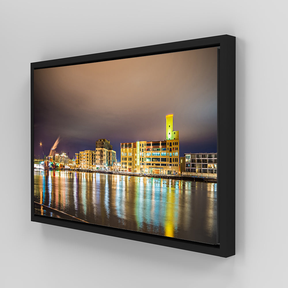 Green Bay City Skyline Wall Art