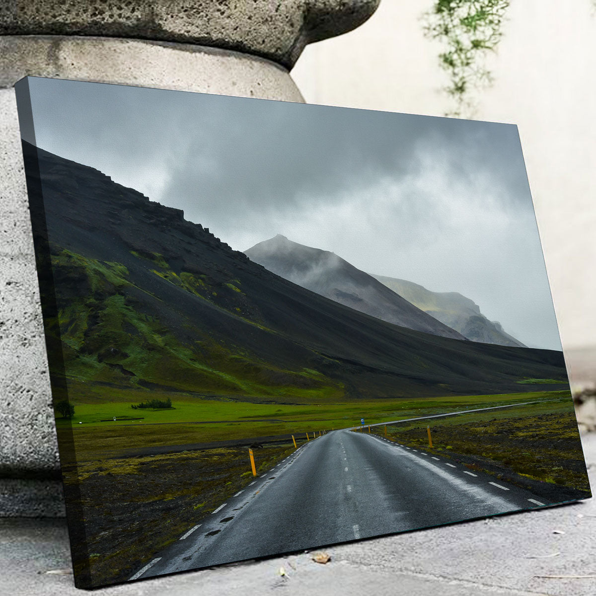 Mountain Road Canvas Set